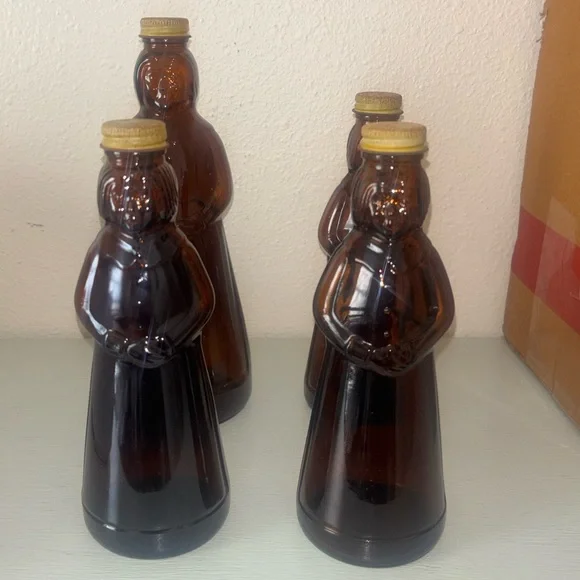 Vintage Mrs.Butter Worths Amber Brown Glass Syrup Bottles Set of 4 - Picture 2 of 3